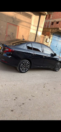 voitures-fiat-tipo-sedan-2023-life-reghaia-alger-algerie