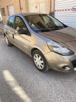 voitures-renault-clio-3-2012-sidi-bel-abbes-algerie