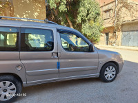 voitures-citroen-berlingo-multispace-2014-sidi-bel-abbes-algerie