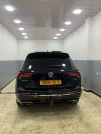 voitures-volkswagen-new-tiguan-2018-r-line-bordj-el-kiffan-alger-algerie