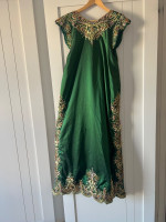 tenues-traditionnelles-gandoura-haute-couture-chez-azzi-birkhadem-alger-algerie