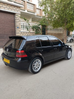 voitures-volkswagen-golf-4-2000-msila-algerie