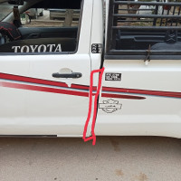 pickup-toyota-hilux-2008-oued-djemaa-ain-defla-algerie