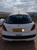 voitures-peugeot-207-2012-la-tout-ain-sefra-naama-algerie