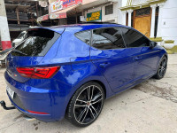 moyenne-berline-seat-leon-2019-cupra-blida-algerie