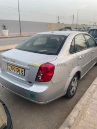 voitures-chevrolet-optra-4-portes-2005-bab-ezzouar-alger-algerie