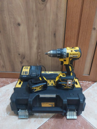 batiment-construction-visseuse-dewalt-18v-4ah-bl-2020-bouira-algerie