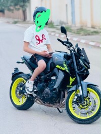 motos-scooters-yamaha-mt09-2017-bab-el-oued-alger-algerie