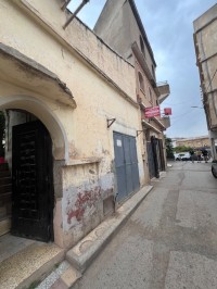 فيلا-بيع-تيبازة-القليعة-الجزائر