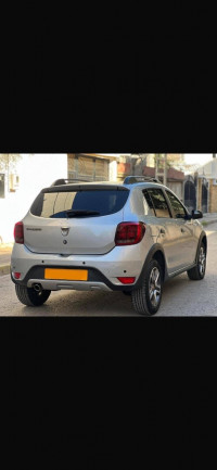 voitures-dacia-sandero-2019-stepway-restylee-douera-alger-algerie