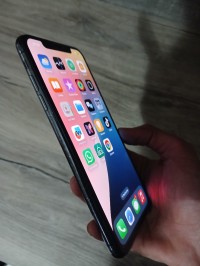 هواتف-ذكية-iphone-xs-max-أولاد-فايت-الجزائر