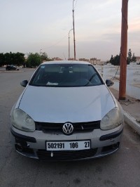 سيارات-volkswagen-golf-5-2006-بن-عبد-المالك-رمضان-مستغانم-الجزائر