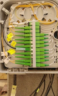 travaux et pose câble ODN ET CANALISATION DES FIBRE OPTIQUE ET INSTALLATION DES ABONNÉE 