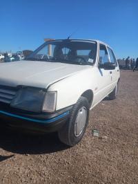 سيارات-peugeot-205-1990-شلغوم-العيد-ميلة-الجزائر