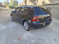 voitures-volkswagen-golf-4-2000-match-berhoum-msila-algerie