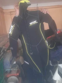 Tenue  de plongée  mares 7mm