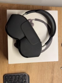 سماعات-الأذن-و-أجهزة-الصوت-apple-airpods-max-avec-boitier-الجزائر-وسط