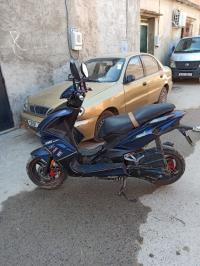 motos-et-scooters-moto-2000-ouled-selama-blida-algerie