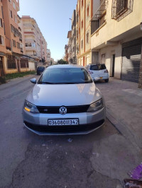 voitures-volkswagen-jetta-2013-khemisti-tipaza-algerie