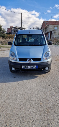 voitures-renault-kangoo-2004-la-tout-constantine-algerie