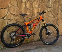 Vélo VTT Enduro GHOST Haute performance 
