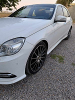 voitures-mercedes-classe-e-2013-mila-algerie