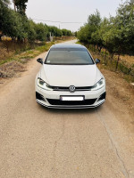 moyenne-berline-volkswagen-golf-7-2018-gtd-setif-algerie