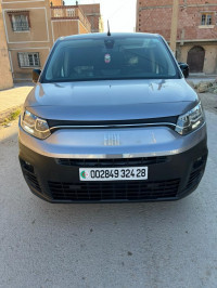 voitures-fiat-doblo-2024-italien-bou-saada-msila-algerie