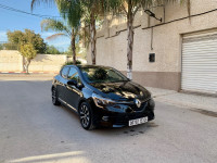 voitures-renault-clio-5-2023-equilibre-guelma-algerie