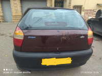 voitures-fiat-palio-2004-fire-kolea-tipaza-algerie