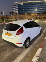 citadine-ford-fiesta-2012-oran-algerie