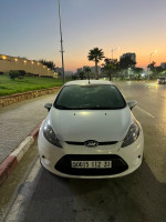 citadine-ford-fiesta-2012-oran-algerie