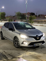 voitures-renault-clio5-2023-equilibre-ngaous-batna-algerie