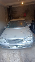 voitures-mercedes-classe-c-2004-220-elegance-bordj-menaiel-boumerdes-algerie