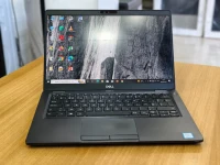 **AFFAIRE DU JOUR***  DELL LATITUDE 5300 / INTEL I5 8 EME / 8G / 256 / 13 *5 TOUCHES MARCHENT PAS*