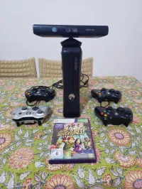 Xbox 360 + kinect + 4 manette