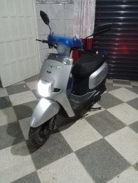 motos-et-scooters-cuxi-2023-el-marsa-chlef-algerie