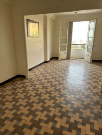 appartement-location-f3-alger-chevalley-algerie