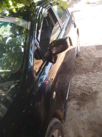 Nissan Tiida 4 portes 2008 Tida