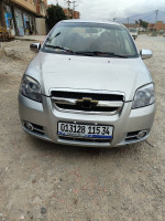 voitures-chevrolet-aveo-4-portes-2015-mansoura-bordj-bou-arreridj-algerie