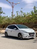 automobiles-peugeot-208-hdi-2013-urban-soul-allure-sour-el-ghouzlane-bouira-algerie