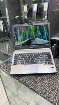 FUJITSU LIFEBOOK SERIE E I7 4th 4GB 500GB HDD