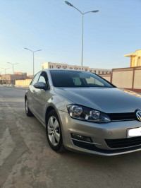 voitures-volkswagen-golf-7-2014-trendline-djelfa-algerie