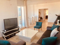 appartement-location-f3-alger-el-mouradia-algerie