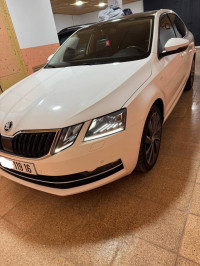 voitures-skoda-octavia-2019-laurin-amp-klement-skikda-algerie