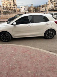 voitures-kia-rio-2019-nouvelle-constantine-algerie