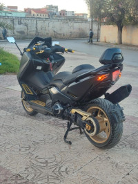 motos-et-scooters-tmax-530-yamaha-2015-jijel-algerie