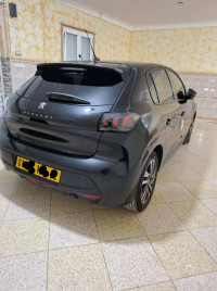 voitures-peugeot-208-2022-allure-facelift-saida-algerie