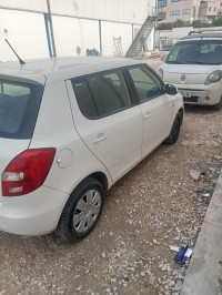 voitures-skoda-fabia-2013-fresh-constantine-algerie