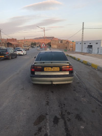 voitures-renault-laguna-1-1999-biskra-algerie